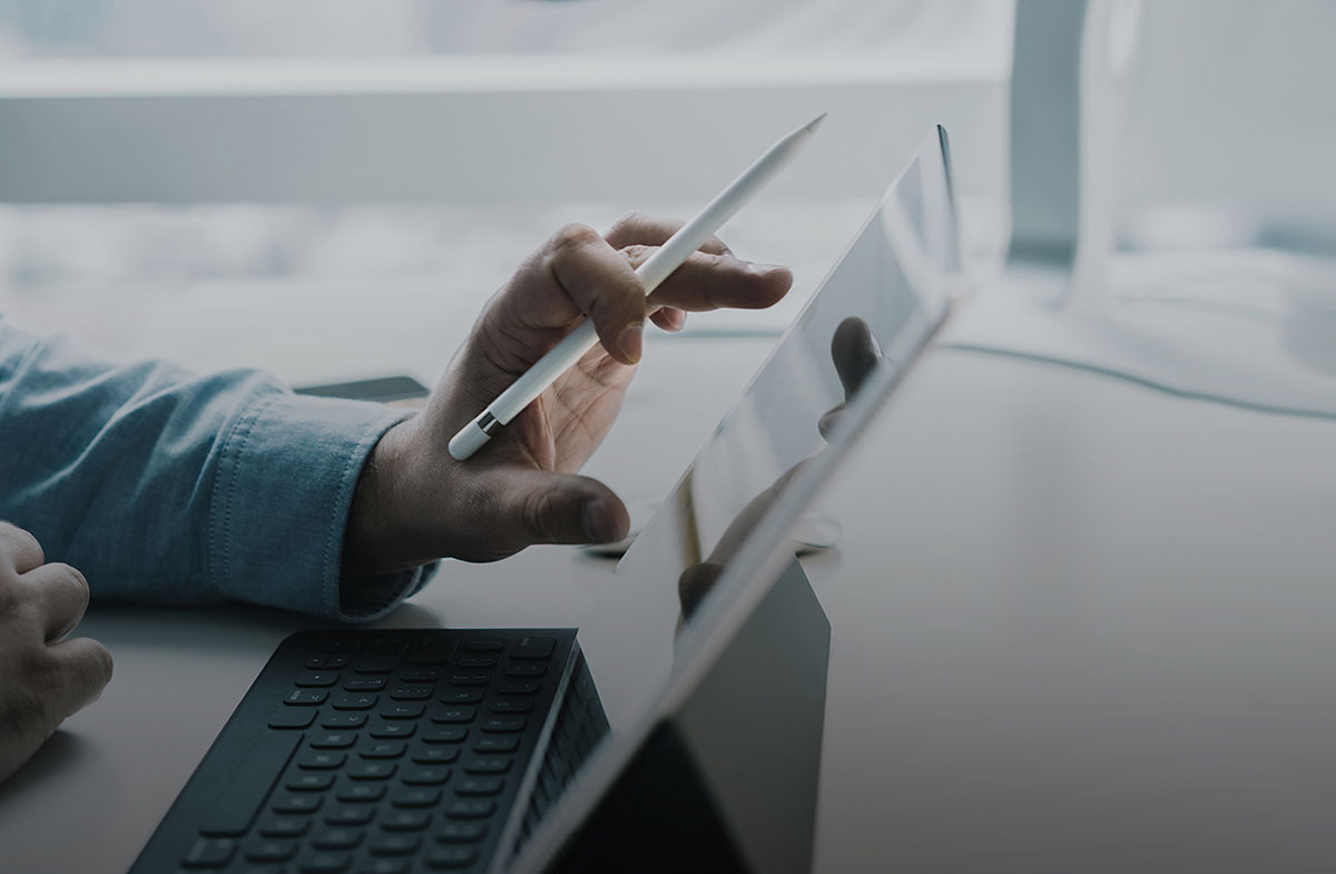 ZB%20Law%20&%20Economics